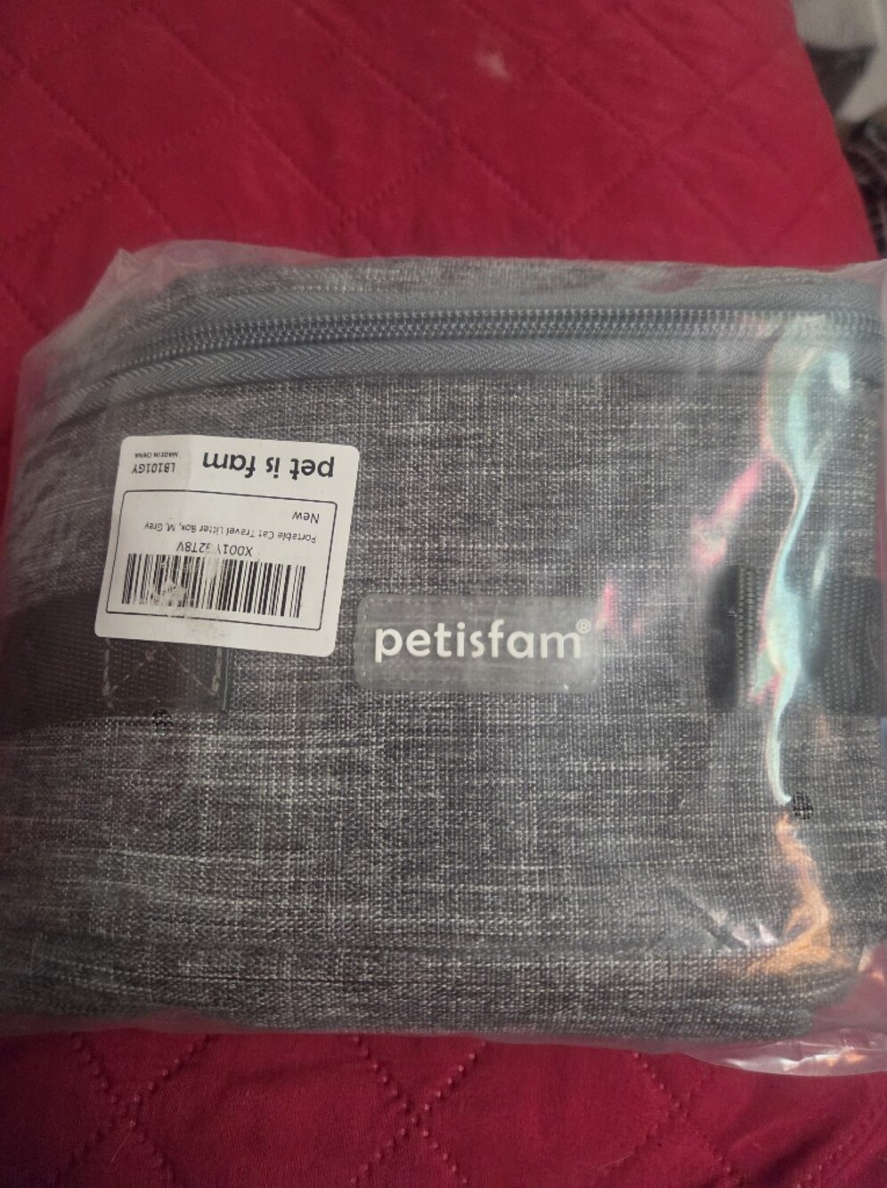 NWT Petisfam Gray Textured Travel Pet Carrier